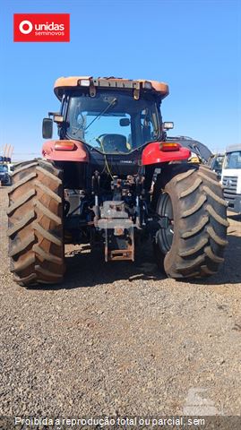 Trator Agrícola Case PUMA 225