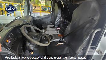 Caminhão Mercedes-Benz Atego 2426 6x2 2p (Diesel) (E5)