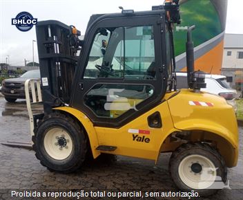 Empilhadeira Yale GP35UX