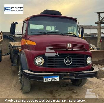 Caminhão Mercedes-Benz L-1113 3-Eixos 2p (diesel)