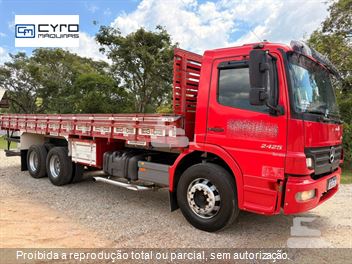 Caminhão Mercedes-Benz Atego 2425 3-Eixos 2p (diesel)
