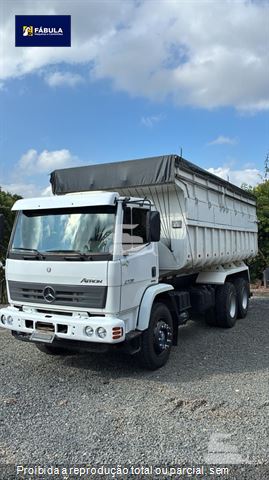 Caminhão Mercedes-Benz Atron 2729 6x4 2p (diesel) (E5)
