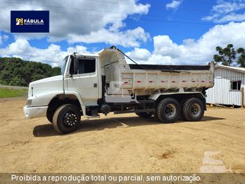 Caminhão Mercedes-Benz L-2318 3-Eixos 2p (diesel)