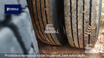 Caminhão Volkswagen 24-220/24-220 Worker T 3-Eixos 2p (Diesel)