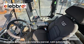 Pá Carregadeira Caterpillar 966L