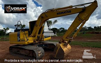 Escavadeira Komatsu PC130