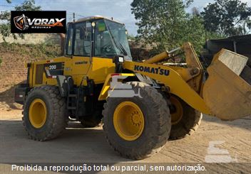 Pá Carregadeira Komatsu WA200