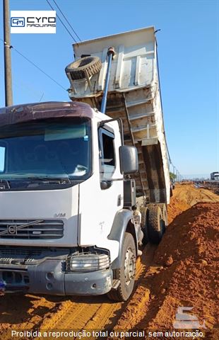 Caminhão Volvo VM 260 6x4 2p (diesel)