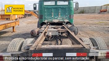 Caminhão Mercedes-Benz L-1513 2p (diesel)