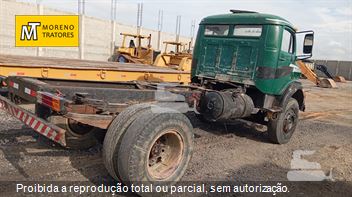 Caminhão Mercedes-Benz L-1513 2p (diesel)