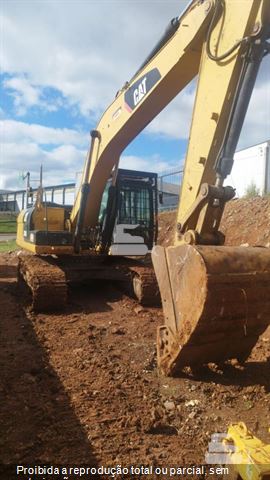 Escavadeira Caterpillar 320D2