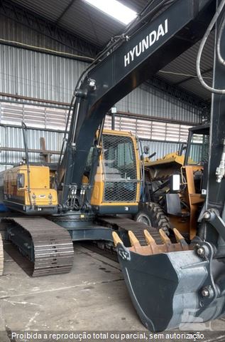 Escavadeira Hyundai R200-9B