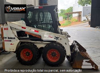 Mini-Carregadeira Bobcat S450