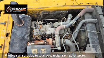 Escavadeira New Holland E245 C