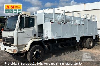 Caminhão Mercedes-Benz Atron 2729 6x4 2p (diesel) (E5)
