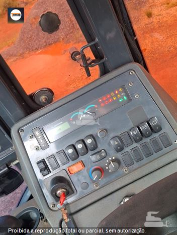 Retro Escavadeira John Deere 310L