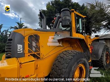 Pá Carregadeira Volvo L120 F