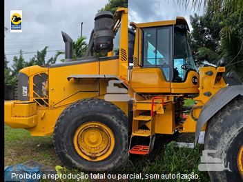 Pá Carregadeira Volvo L120 F