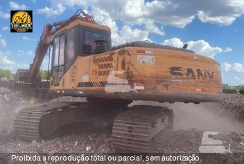 Escavadeira Sany SY215H