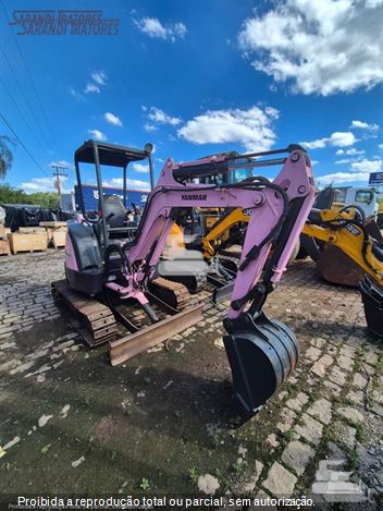Mini-Escavadeira Yanmar Vio20