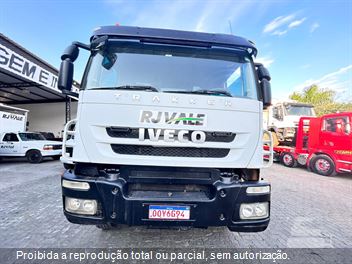 Caminhão Iveco TRAKKER 380-T42 6x4 2p (Diesel)