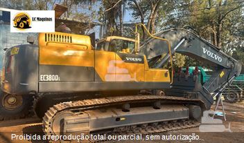 Escavadeira Volvo EC380DL
