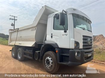 Caminhão Volkswagen 31-320 E Constellation 6x4 3-Eixos 2p (Diesel)
