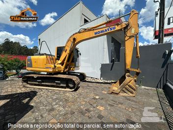 Escavadeira Komatsu PC130
