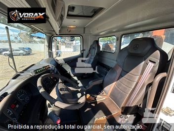 Caminhão Mercedes-Benz Axor 4144 K 8x4 2p (diesel