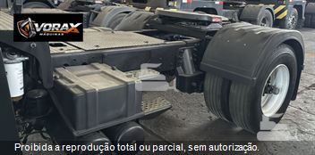 TRATOR DE TERMINAL RUCKER TT40, ANO 2014, APENAS 1.000 HORAS 