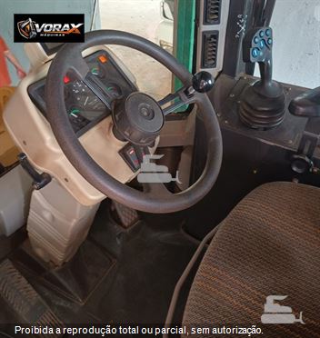 Pá Carregadeira New Holland W130