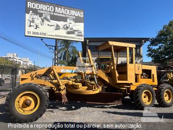 Motoniveladora Huber Warco 130M