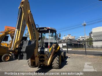 Retro Escavadeira New Holland B90B
