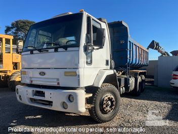 Caminhão Ford CARGO 1617 3-Eixos 2p (diesel)