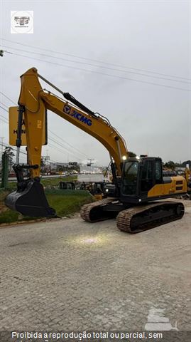 Escavadeira XCMG XE225BR