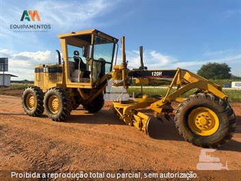Motoniveladora Caterpillar 120H