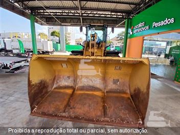 Pá Carregadeira Caterpillar 938K