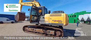 Escavadeira New Holland E245 C