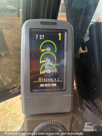 Escavadeira Caterpillar 320D