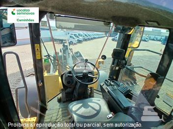 Pá Carregadeira John Deere 724K