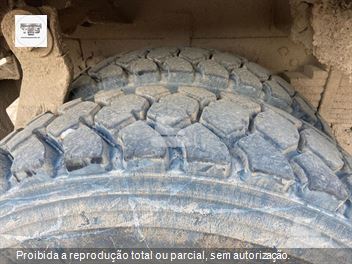Caminhão Mercedes-Benz Axor 4144 K 6x4 2p (diesel)