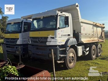 Caminhão Mercedes-Benz Axor 4144 K 6x4 2p (diesel)