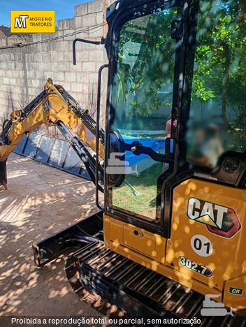 Mini-Escavadeira Caterpillar 302.7