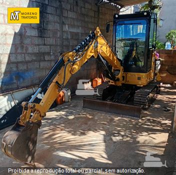 Mini-Escavadeira Caterpillar 302.7