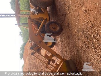 Pá Carregadeira Massey Ferguson MF65R