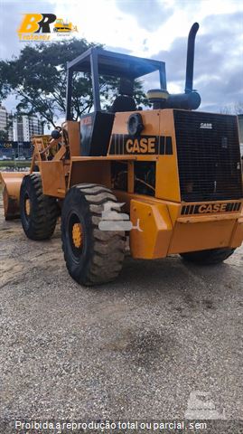 Pá Carregadeira Case W20B