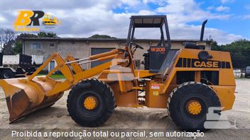 Pá Carregadeira Case W20B