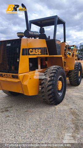 Pá Carregadeira Case W20B