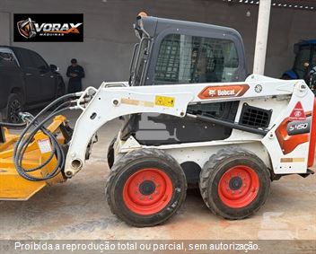 Mini-Carregadeira Bobcat S450