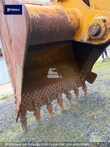 Escavadeira Caterpillar 312D2L